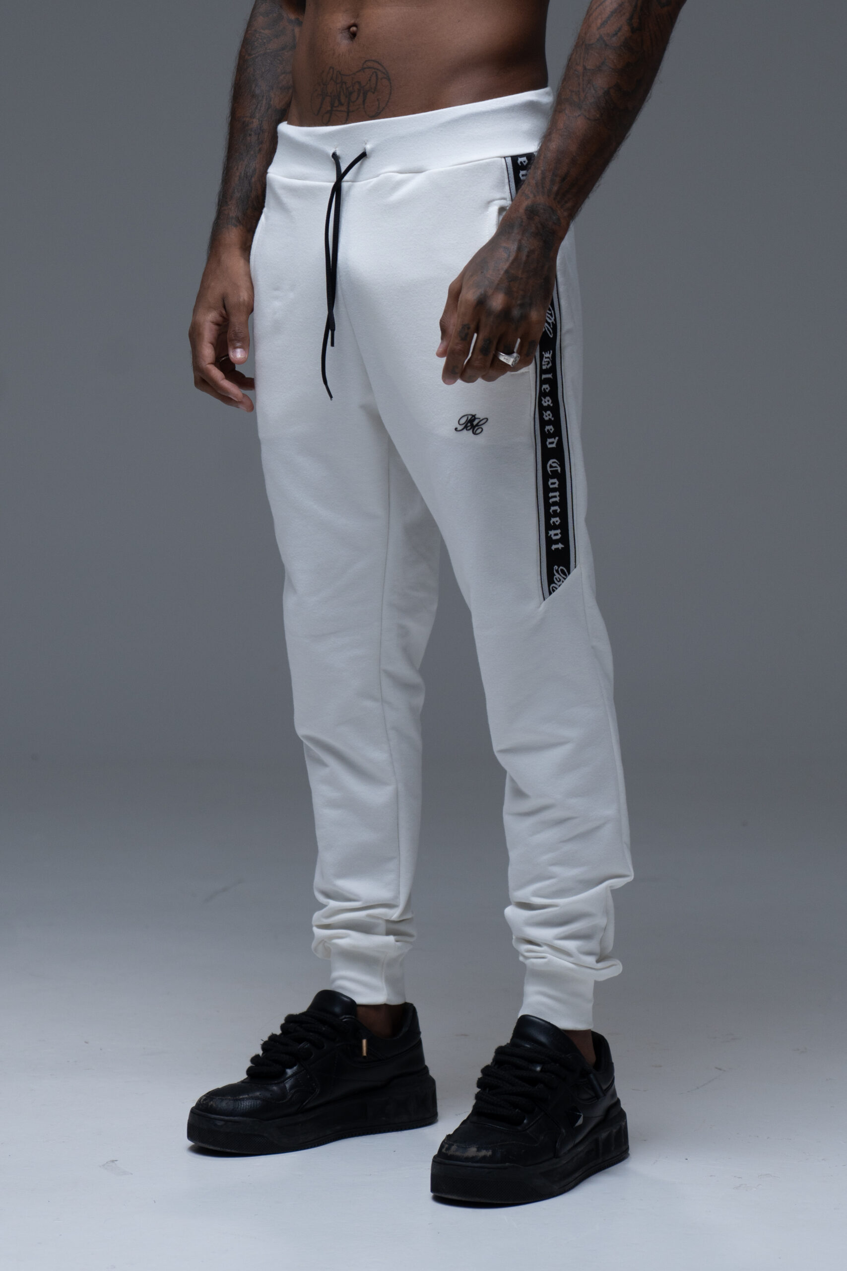 Calça Blessed Essence Off White - Imagem 4